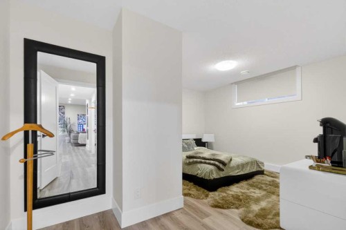 105 Westpoint Way Sw, Calgary, AB - Indoor