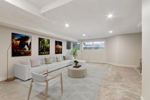 1749 7 Avenue Nw, Calgary, AB - Indoor