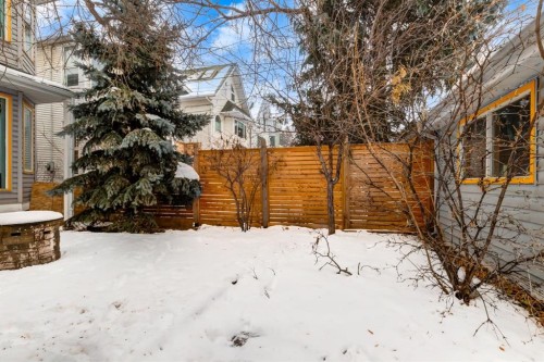 1749 7 Avenue Nw, Calgary, AB - Outdoor