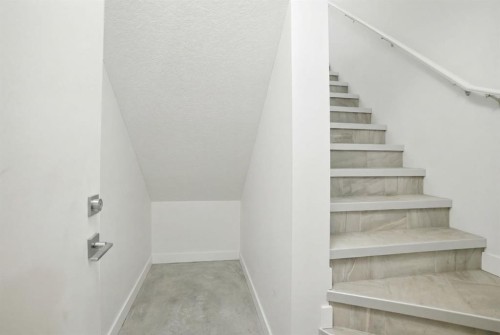 164 Evanscrest Gardens Nw, Calgary, AB - Indoor Photo Showing Other Room