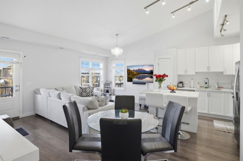 164 Evanscrest Gardens Nw, Calgary, AB - Indoor Photo Showing Dining Room