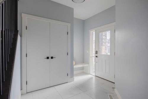 62 Legacy Glen Terrace Se, Calgary, AB - Indoor Photo Showing Other Room