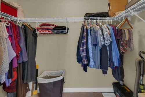 609-413 River Avenue, Cochrane, AB - Indoor With Storage