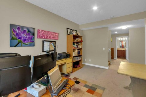 609-413 River Avenue, Cochrane, AB - Indoor