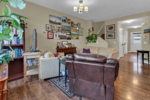 609-413 River Avenue, Cochrane, AB - Indoor