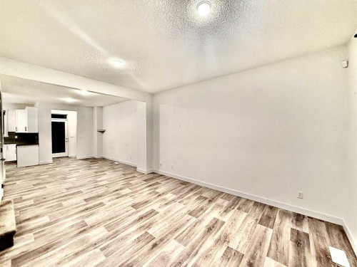 189 Carringvue Way Nw, Calgary, AB - Indoor Photo Showing Other Room