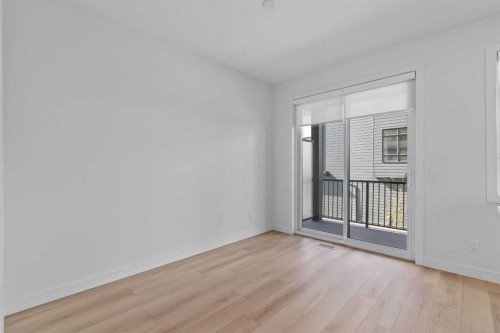 293 Dieppe Drive Sw, Calgary, AB - Indoor Photo Showing Other Room