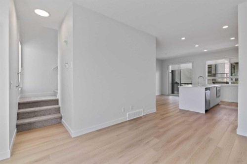 293 Dieppe Drive Sw, Calgary, AB - Indoor