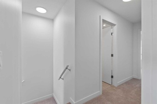 293 Dieppe Drive Sw, Calgary, AB - Indoor Photo Showing Other Room