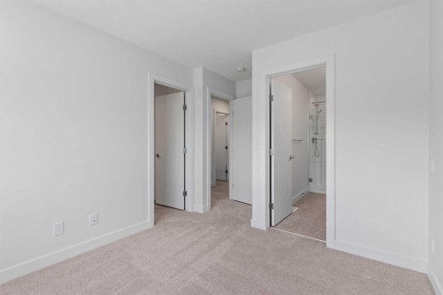 293 Dieppe Drive Sw, Calgary, AB - Indoor Photo Showing Other Room