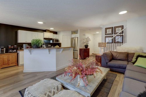 90 Royal Crest Point Nw, Calgary, AB - Indoor