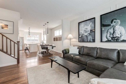 128 Heritage Heights, Cochrane, AB - Indoor Photo Showing Living Room
