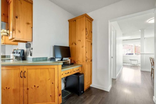 330 3 Avenue Se, High River, AB - Indoor