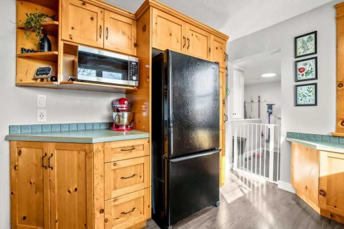 330 3 Avenue Se, High River, AB - Indoor