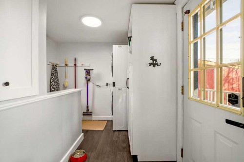 330 3 Avenue Se, High River, AB - Indoor Photo Showing Other Room