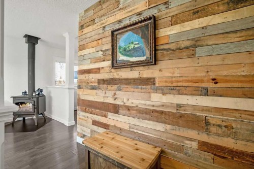 330 3 Avenue Se, High River, AB - Indoor Photo Showing Other Room