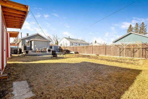 330 3 Avenue Se, High River, AB - Outdoor With Deck Patio Veranda