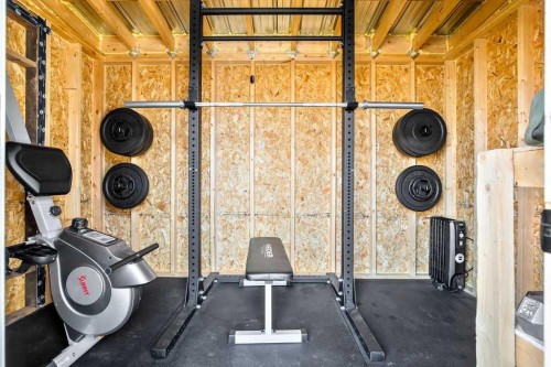 330 3 Avenue Se, High River, AB - Indoor