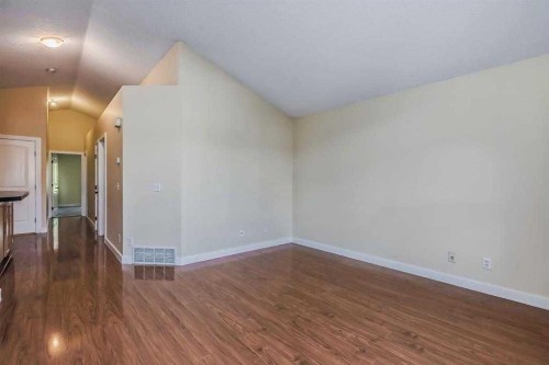 211 Saddlebrook Way Ne, Calgary, AB - Indoor Photo Showing Other Room