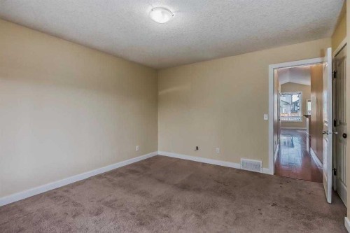 211 Saddlebrook Way Ne, Calgary, AB - Indoor Photo Showing Other Room