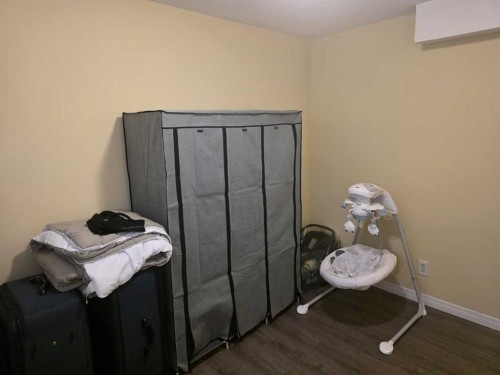 211 Saddlebrook Way Ne, Calgary, AB - Indoor Photo Showing Other Room