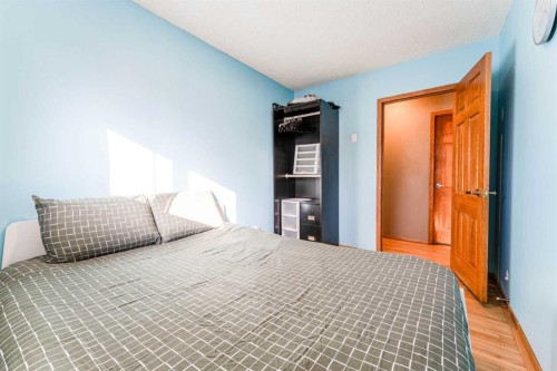2018 Cottonwood Crescent Se, Calgary, AB - Indoor Photo Showing Bedroom