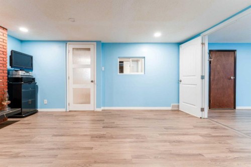 2018 Cottonwood Crescent Se, Calgary, AB - Indoor Photo Showing Other Room