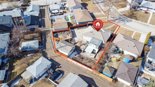 2018 Cottonwood Crescent Se, Calgary, AB - Outdoor