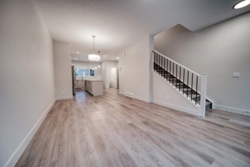 81 Royal Elm Green Nw, Calgary, AB - Indoor Photo Showing Other Room
