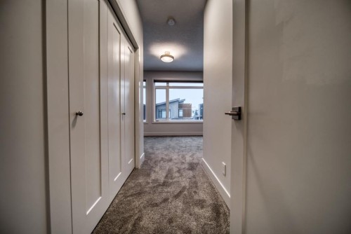 81 Royal Elm Green Nw, Calgary, AB - Indoor Photo Showing Other Room
