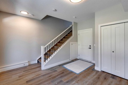 81 Royal Elm Green Nw, Calgary, AB - Indoor Photo Showing Other Room