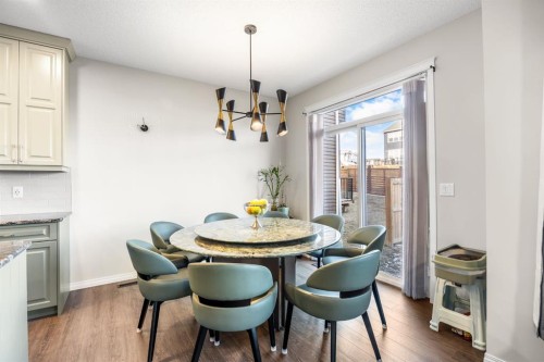 17 Calhoun Crescent Ne, Calgary, AB - Indoor Photo Showing Dining Room