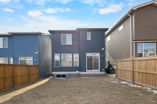 17 Calhoun Crescent Ne, Calgary, AB - Outdoor