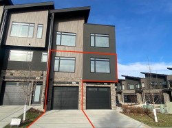261 Royal Elm Road NW Calgary, AB T3G 0G8