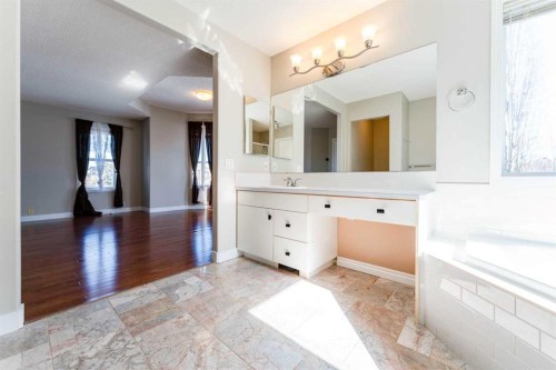 343 Millview Bay Sw, Calgary, AB - Indoor Photo Showing Bathroom