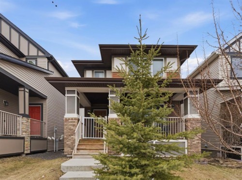 14 Reunion Grove  Airdrie, AB T4B 0Z7