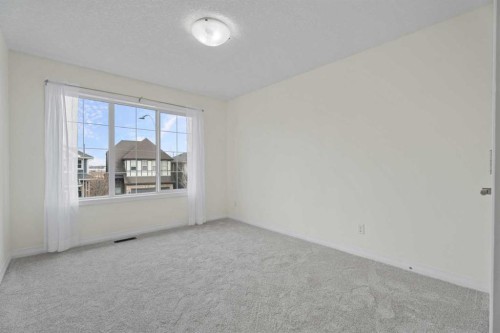 386 Mahogany Terrace Se, Calgary, AB - Indoor Photo Showing Other Room