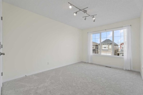 386 Mahogany Terrace Se, Calgary, AB - Indoor Photo Showing Other Room