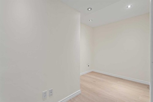 386 Mahogany Terrace Se, Calgary, AB - Indoor Photo Showing Other Room