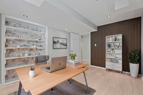 386 Mahogany Terrace Se, Calgary, AB - Indoor Photo Showing Office