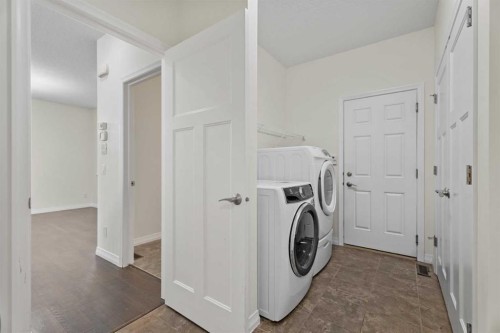386 Mahogany Terrace Se, Calgary, AB - Indoor Photo Showing Laundry Room