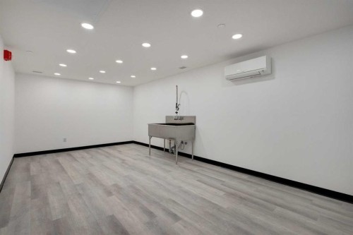 4304-111 Wolf Creek Drive Se, Calgary, AB - Indoor Photo Showing Other Room