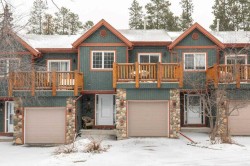 19-1022 Rundleview Drive Canmore, AB T1W 2P2