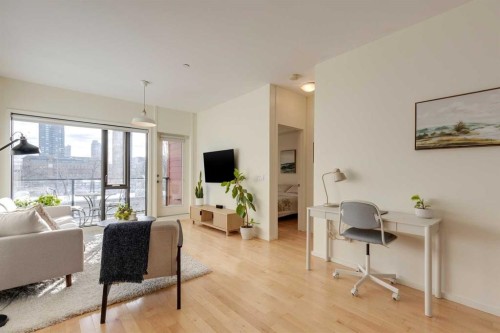 202-414 Meredith Road Ne, Calgary, AB - Indoor