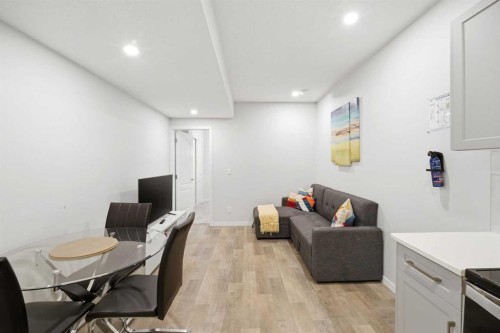 34 Aquila Way Nw, Calgary, AB - Indoor