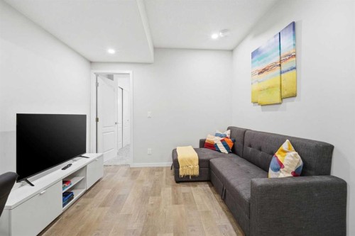 34 Aquila Way Nw, Calgary, AB - Indoor
