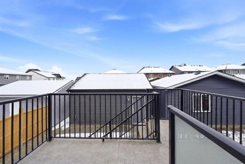 34 Aquila Way Nw, Calgary, AB - Outdoor