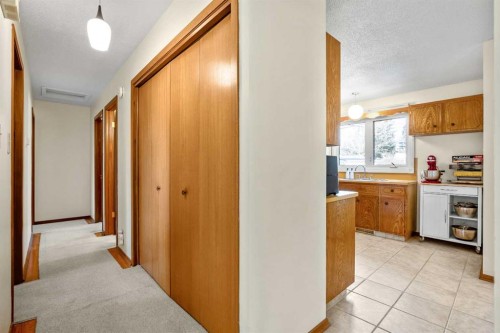 5711 Dalmead Crescent Nw, Calgary, AB - Indoor