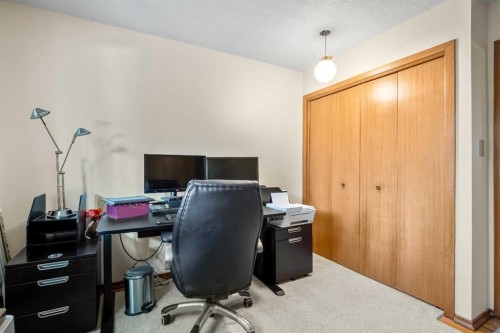 5711 Dalmead Crescent Nw, Calgary, AB - Indoor Photo Showing Office