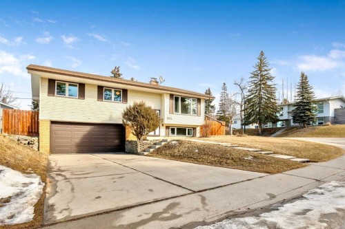 5711 Dalmead Crescent Nw, Calgary, AB - Outdoor